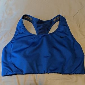 Nike sports bra dri-fit
